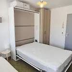 Cv, Parking, 5 Mn アパート