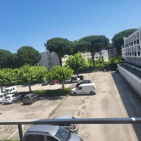 アパート Cv, Parking, 5 Mn *