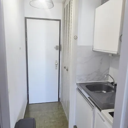 Apartamento Cv, Parking, 5 Mn *