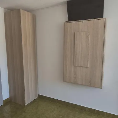 Cv, Parking, 5 Mn * La Grande-Motte